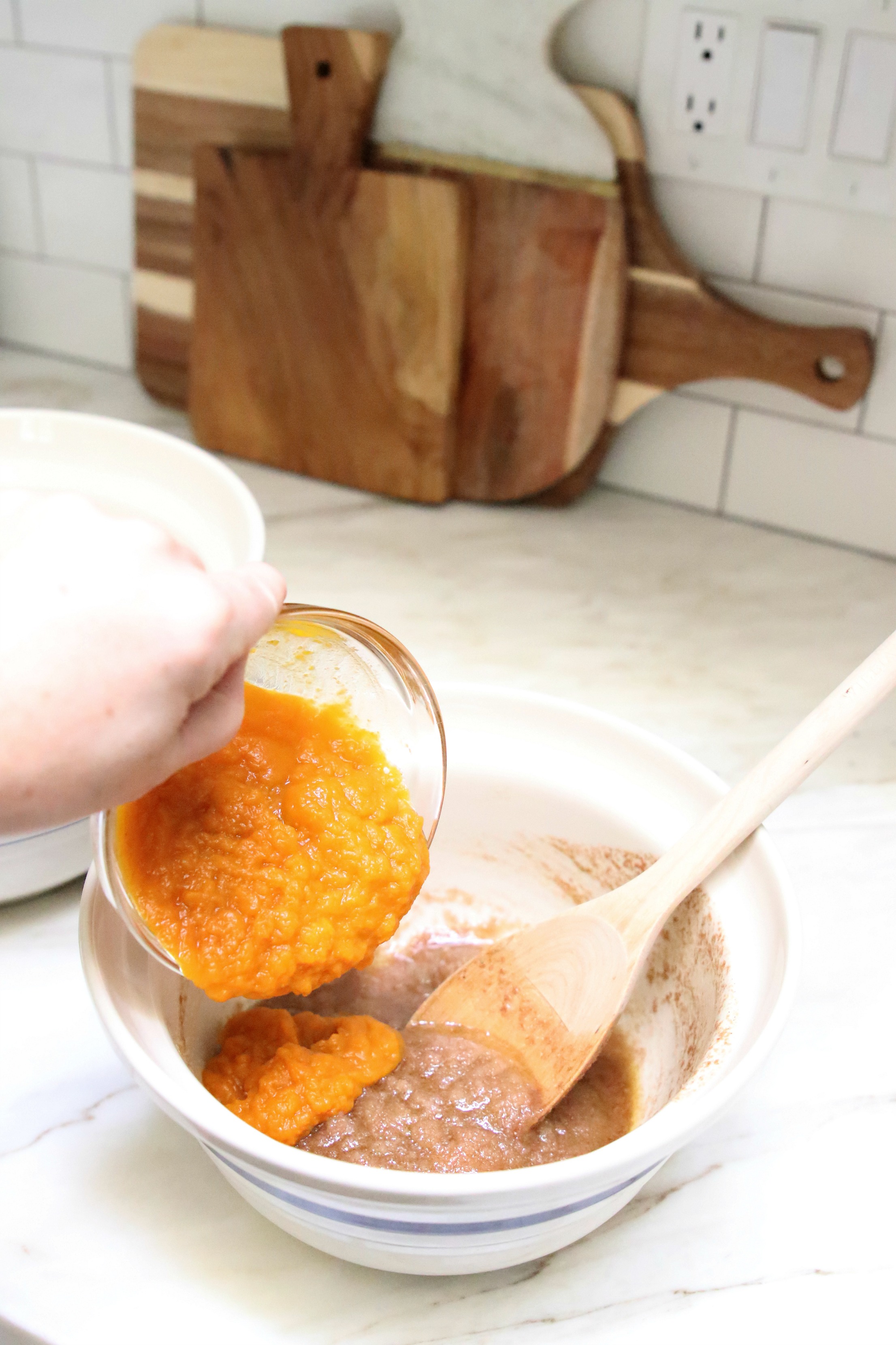 Perfect Pumpkin Chai Muffins with Crumb Topping