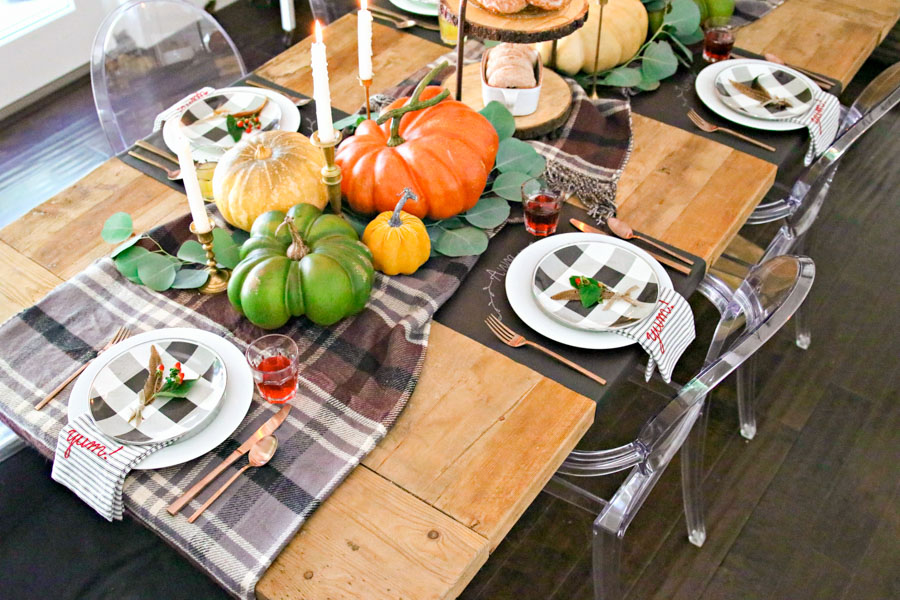 how to decorate a table for thanksgiving and fall