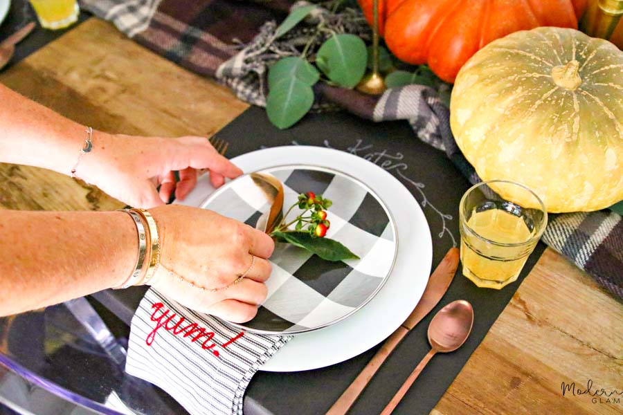 fall centerpiece for dining table