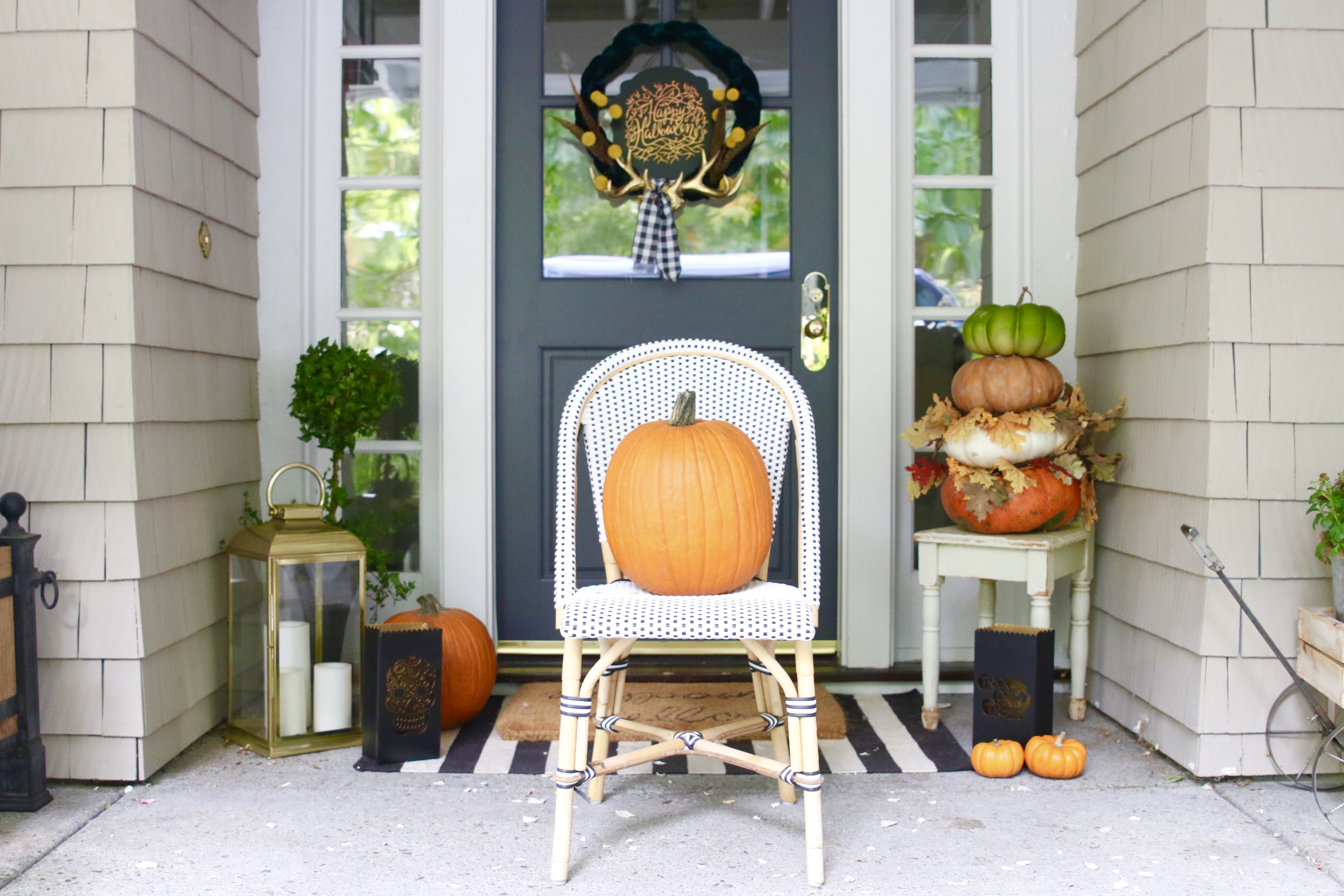 Modern Farmhouse Halloween Home Tour