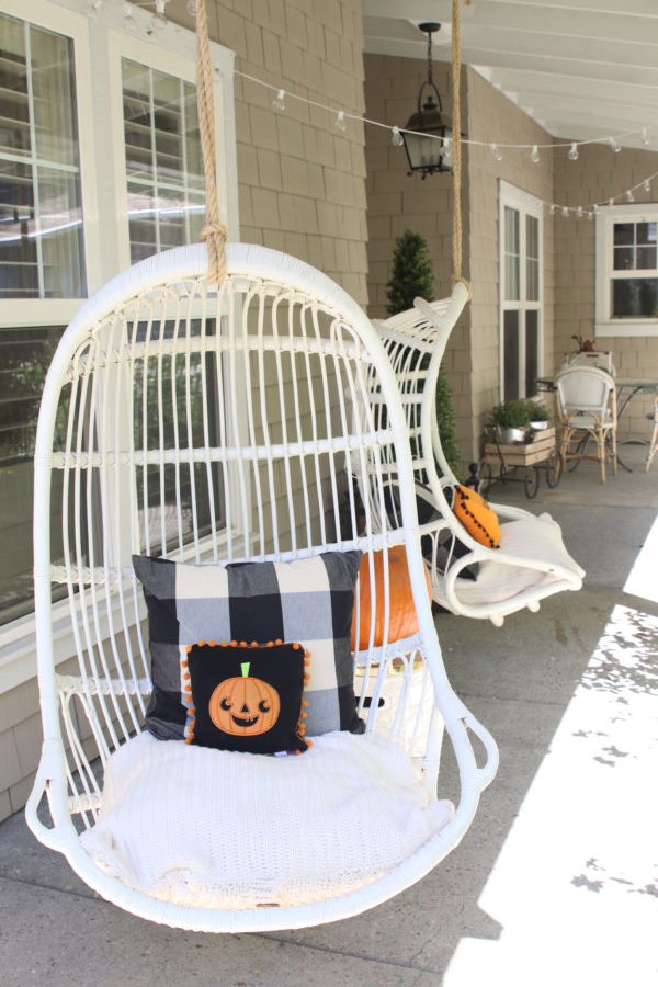 halloween front porch