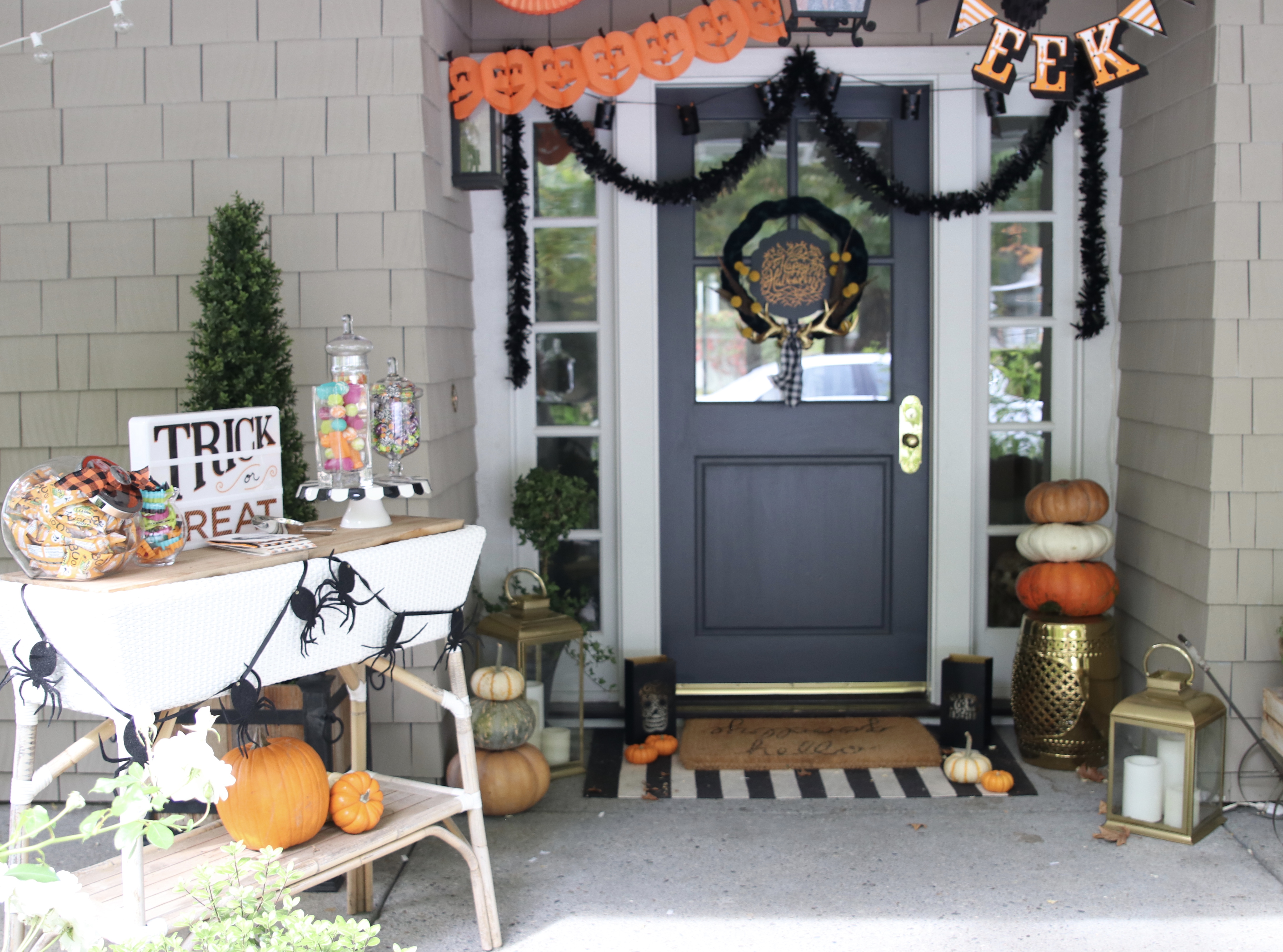 Glam Farmhouse Halloween Front Porch 