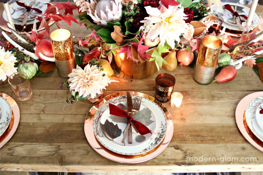 blush and rose gold thanksgiving table