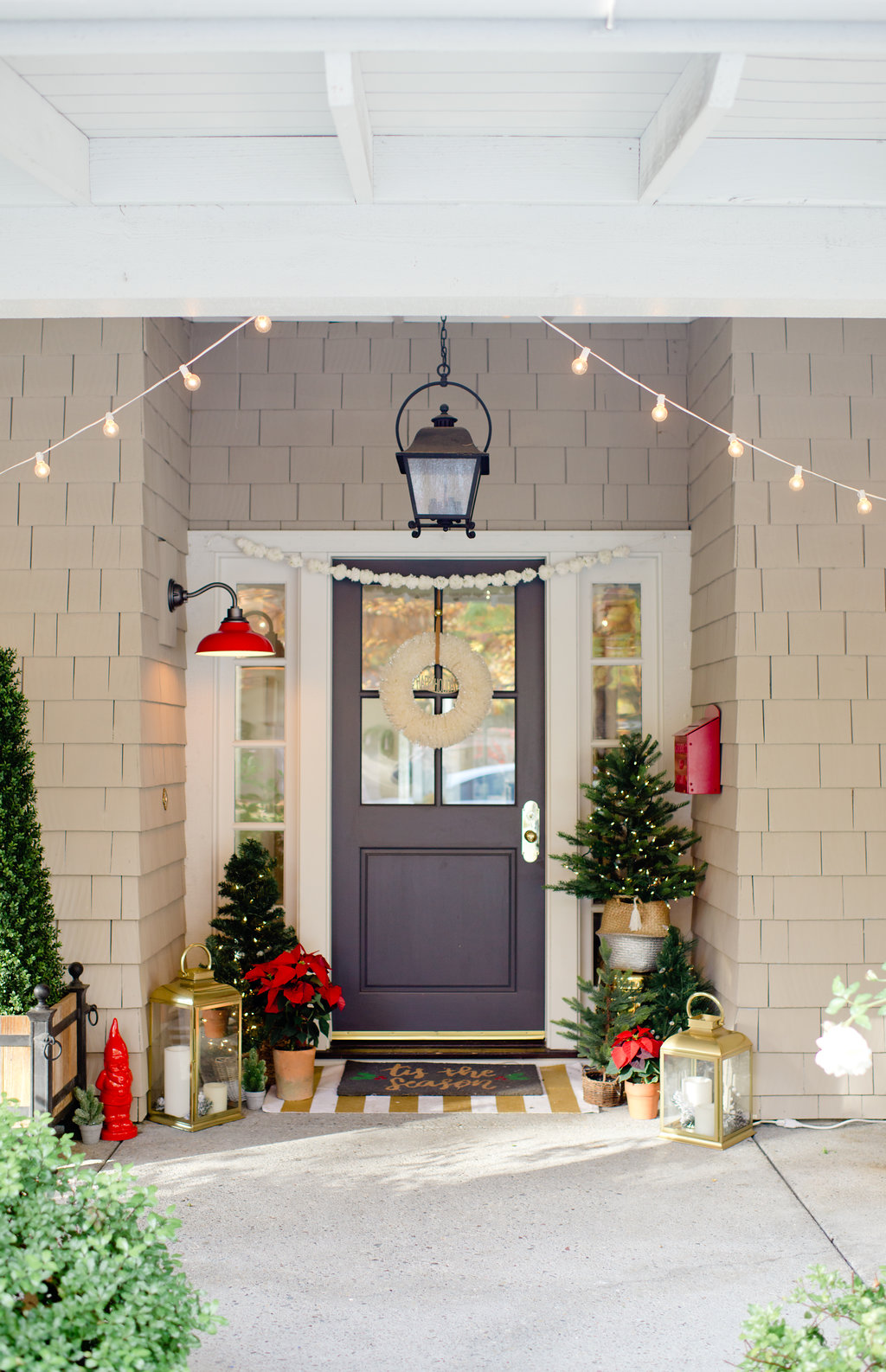 christmas front porch with lights