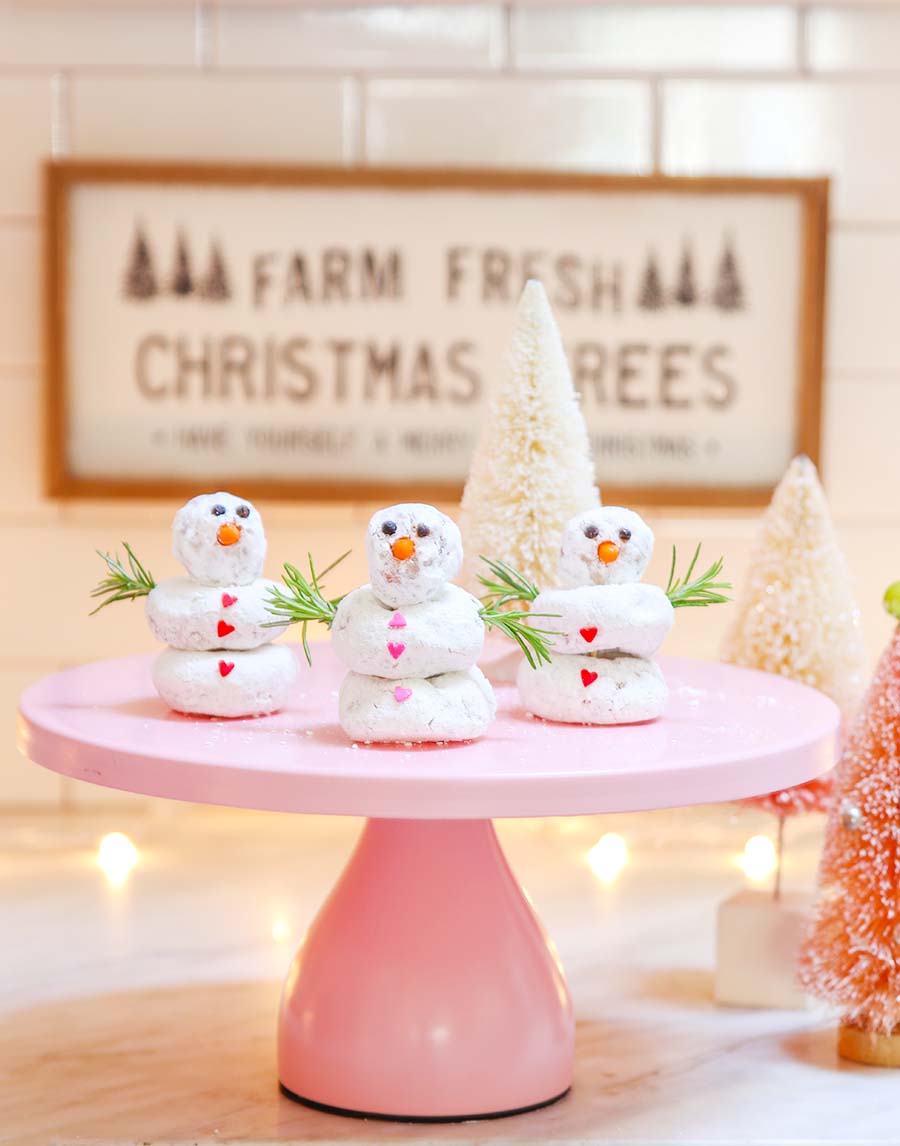easy snowman donuts