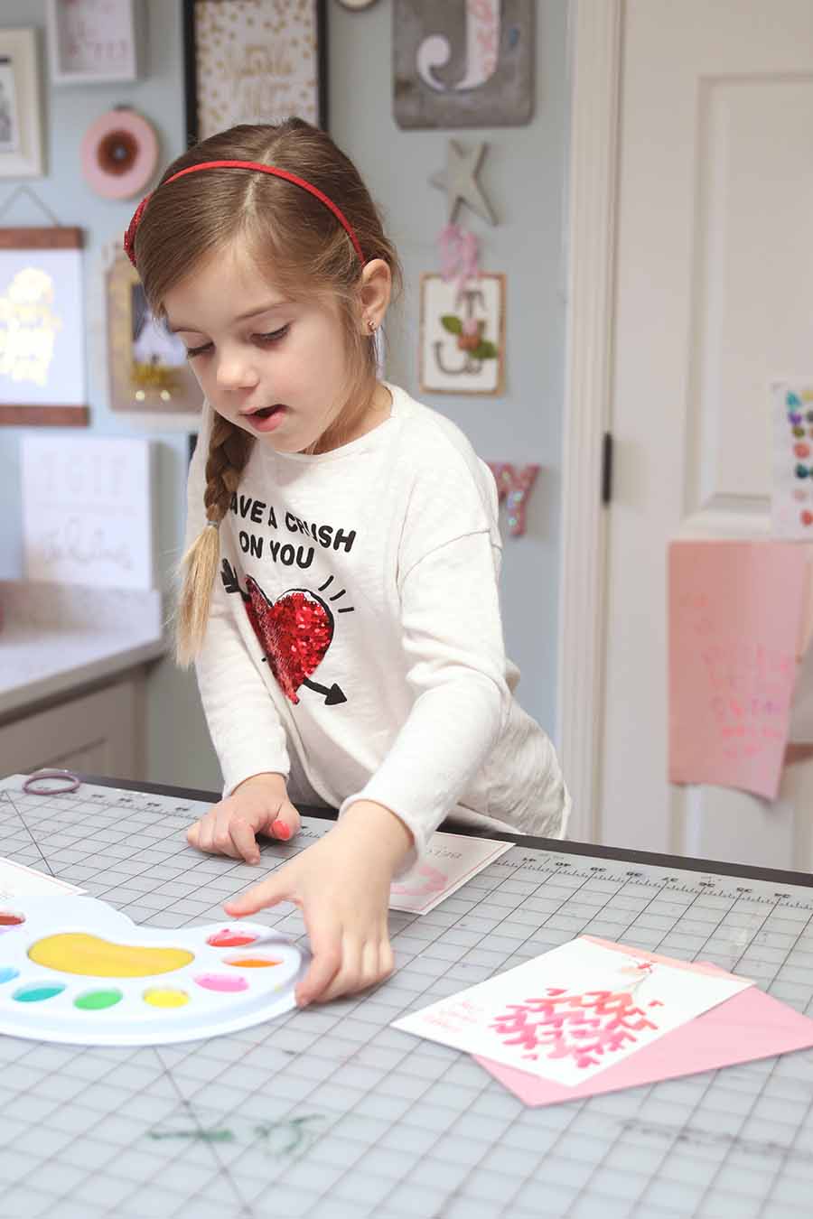 Valentine's Day Thumbprint Art with free printable