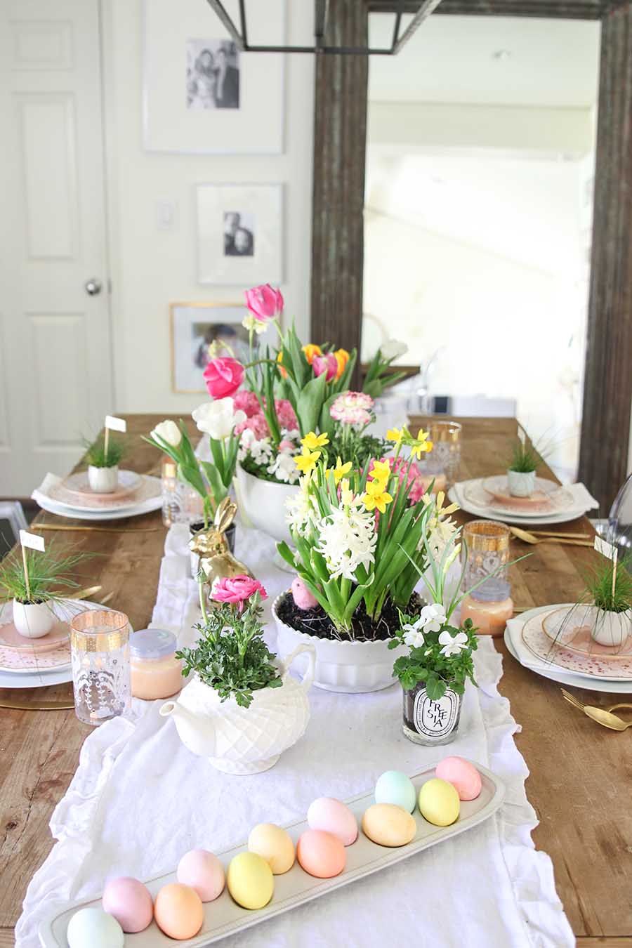 A Simple and Fresh Easter Table