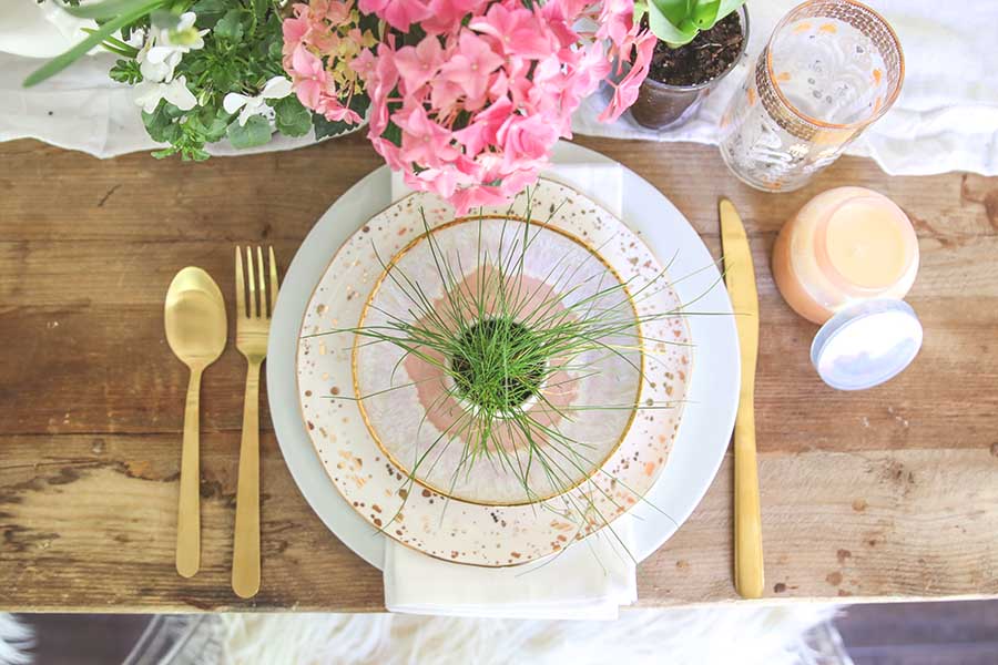 A Simple and Fresh Easter Table