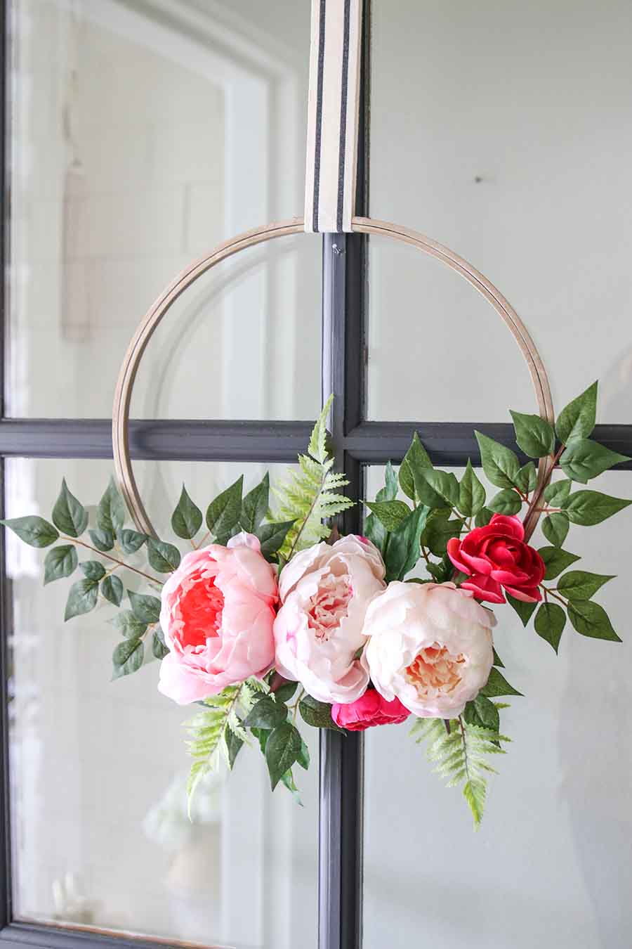 DIY Modern Spring Floral Hoop Wreath