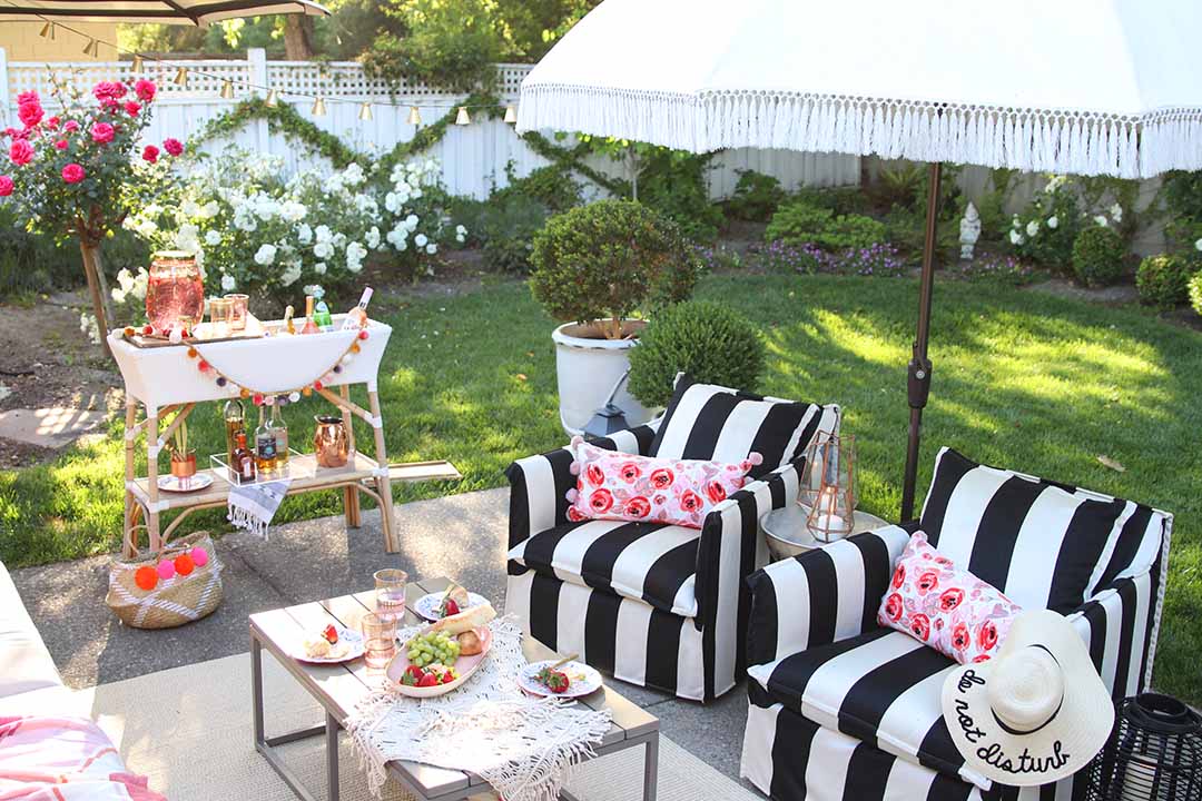 Patio Decorating Ideas 7 Simple Summer Updates Modern Glam