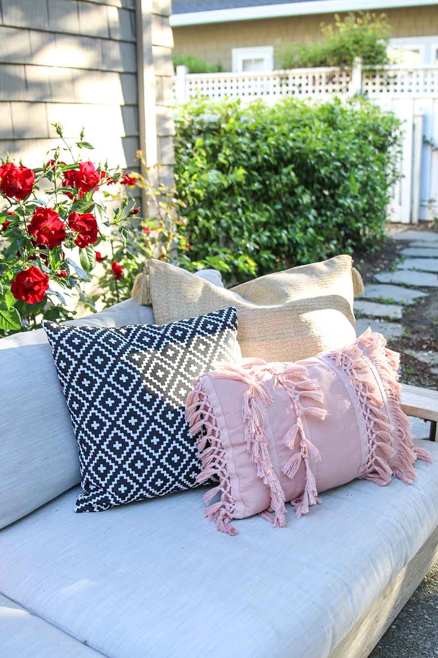 Patio Decorating Ideas. Outdoor Pillows