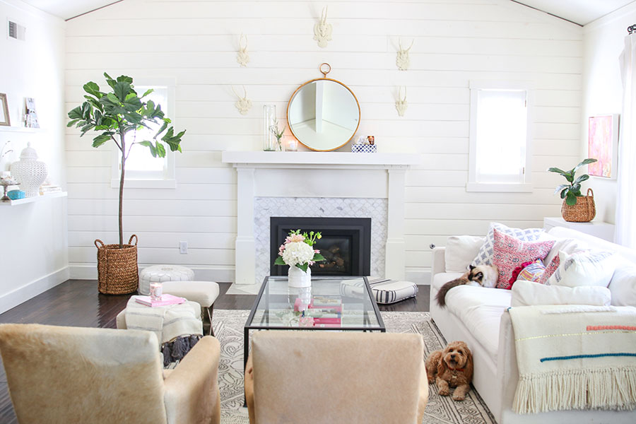 summer living room decor