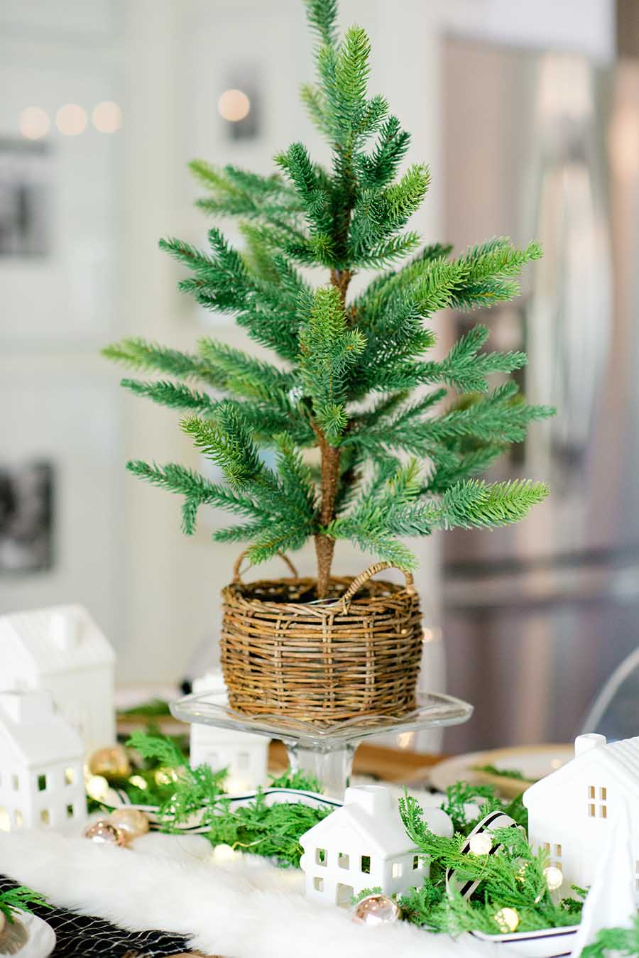 Modern Farmhouse Christmas Table - Tips for Creating a Holiday Table