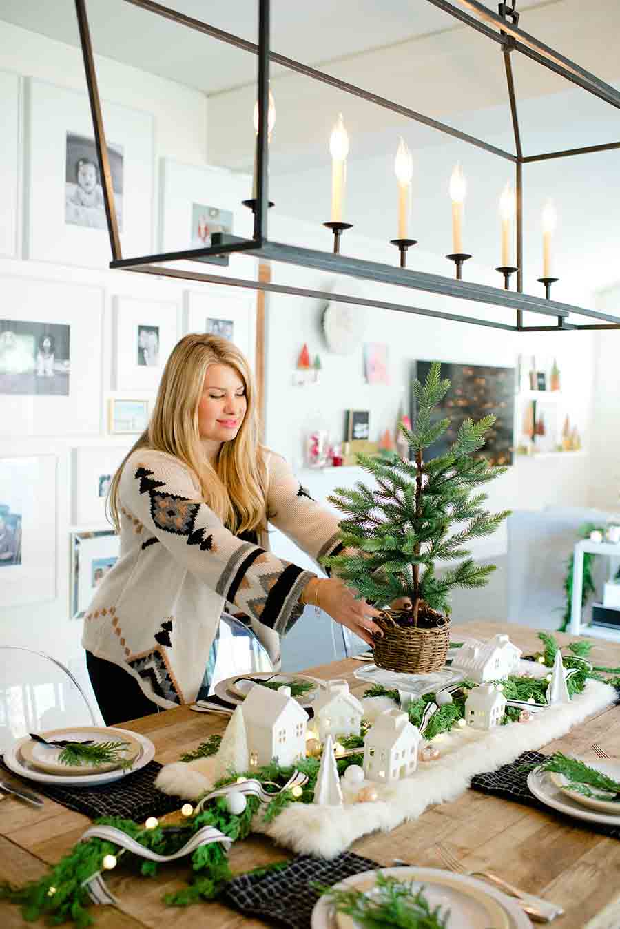 My Simple Christmas Table - Farmhouse by Design