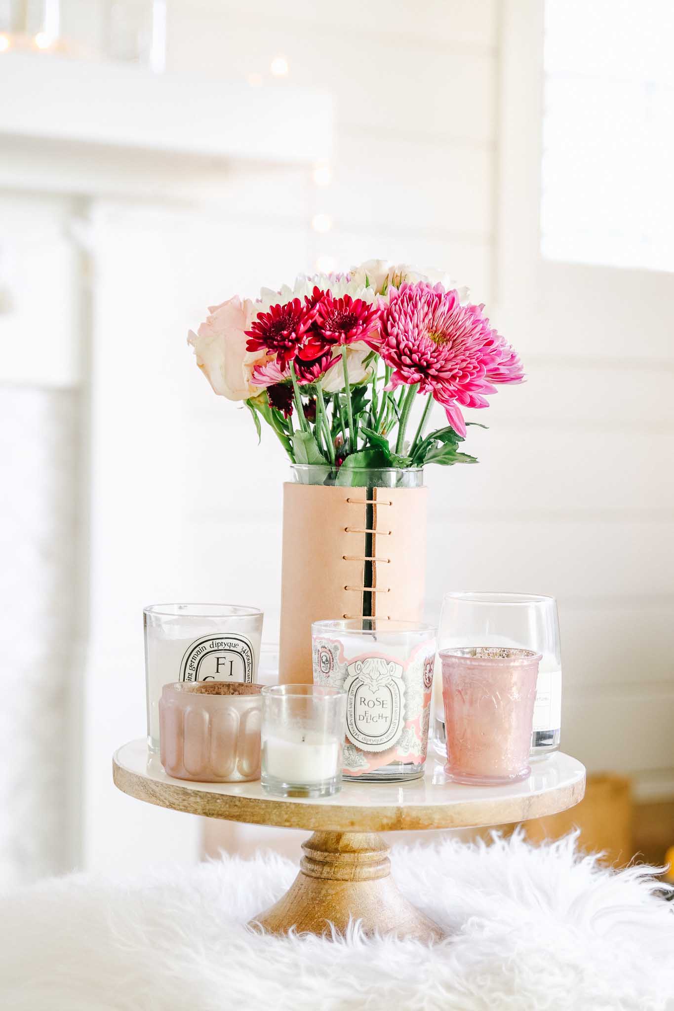 decorating with cake stands