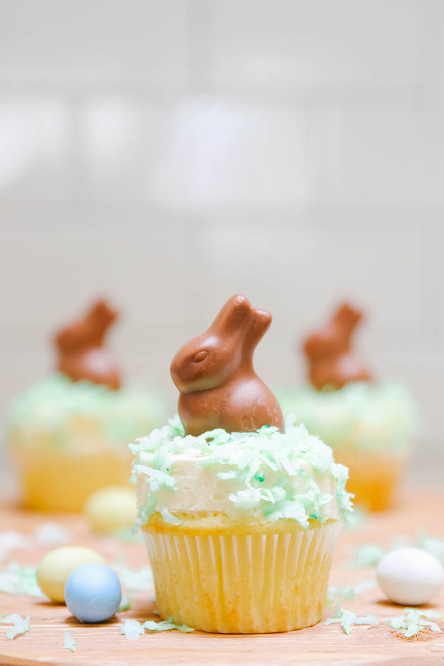 easter dessert cupcakes