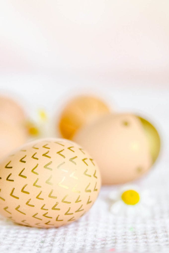 Decorating Brown Easter Eggs Modern Glam Holidays