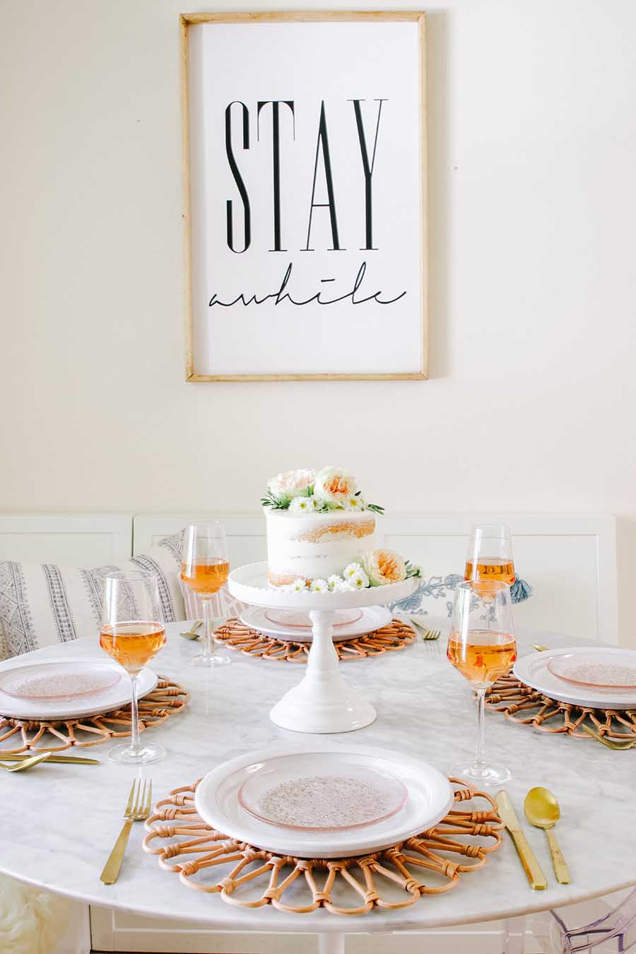 https://www.modern-glam.com/wp-content/uploads/2019/04/mothersdaytable3.jpg