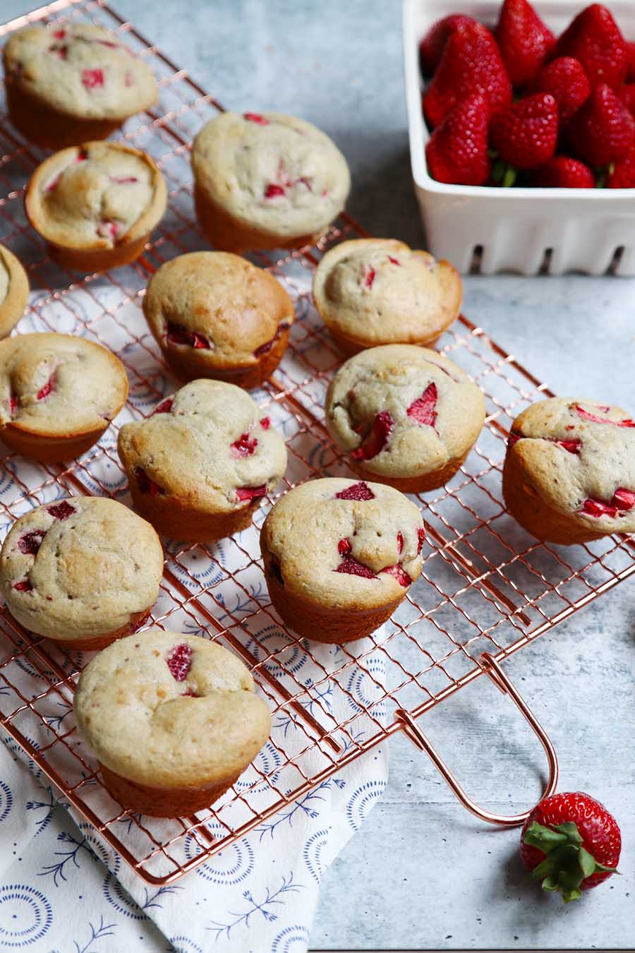 fresh strawberry muffin recipe