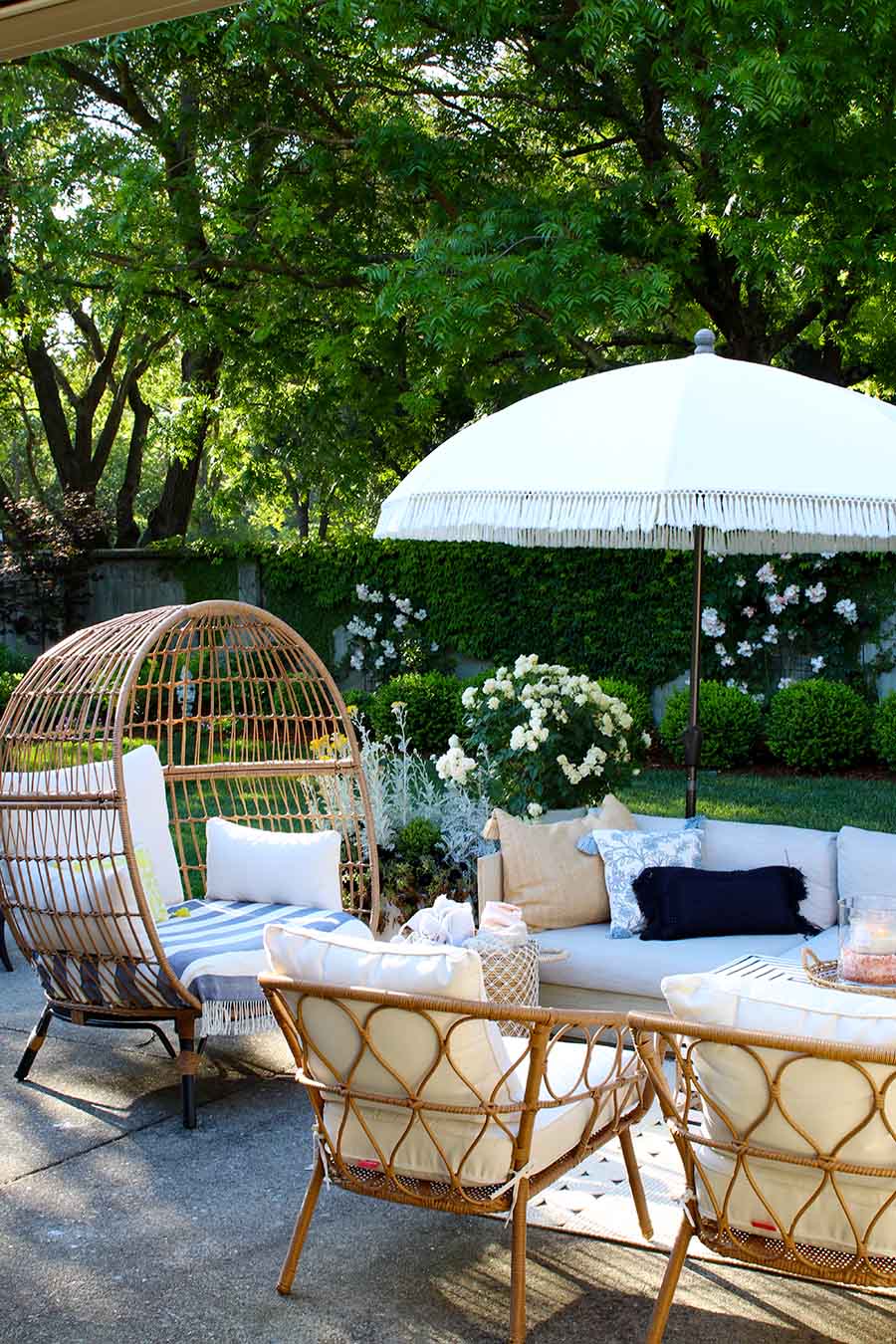 Backyard Party Ideas and Recipes - Modern Glam