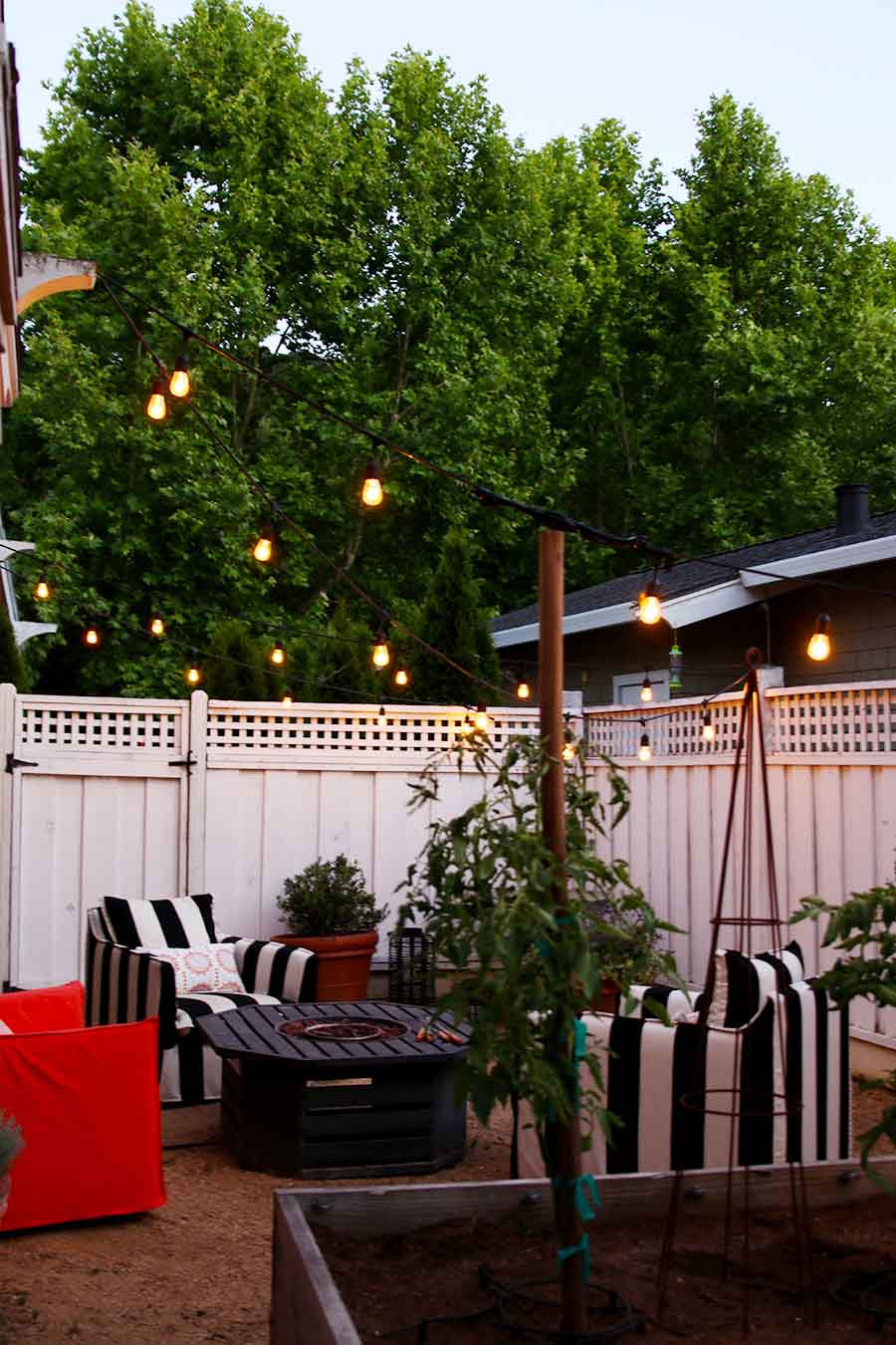 how to create and outdoor living space