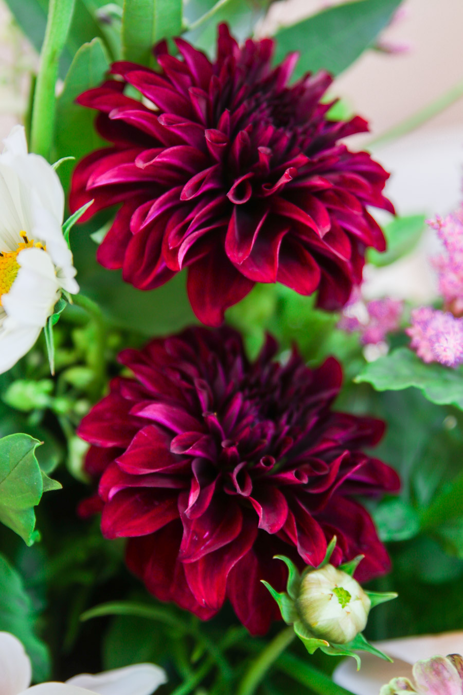 summer centerpiece with mums