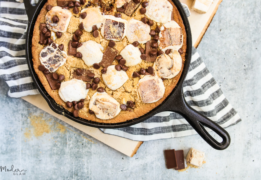 indoor s'mores cookie skillet