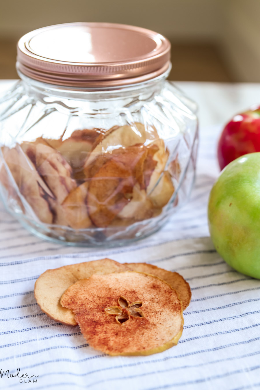 how to make baked apple chips