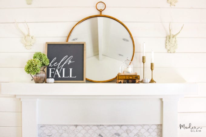 minimalist mantel decor for fall