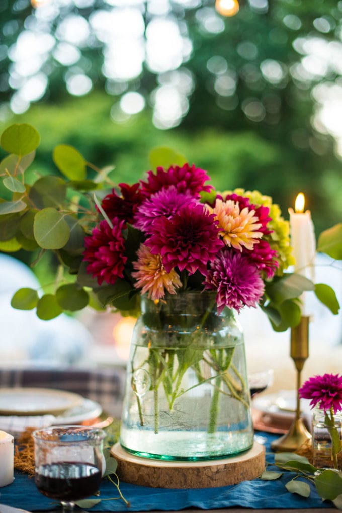 outdoor fall tablescape