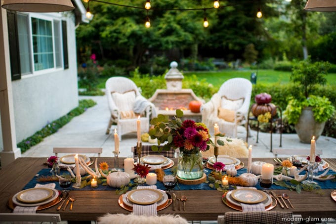 outdoor fall table decor