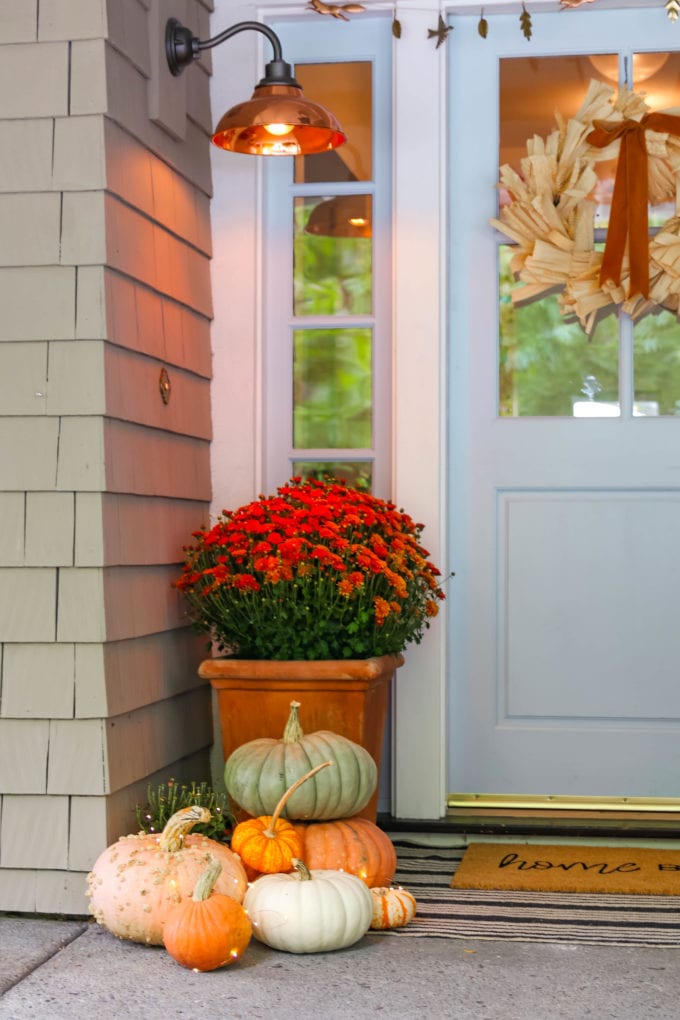 How To Create A Beautiful Fall Porch - Modern Glam