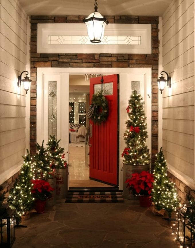 beautiful christmas porch ideas