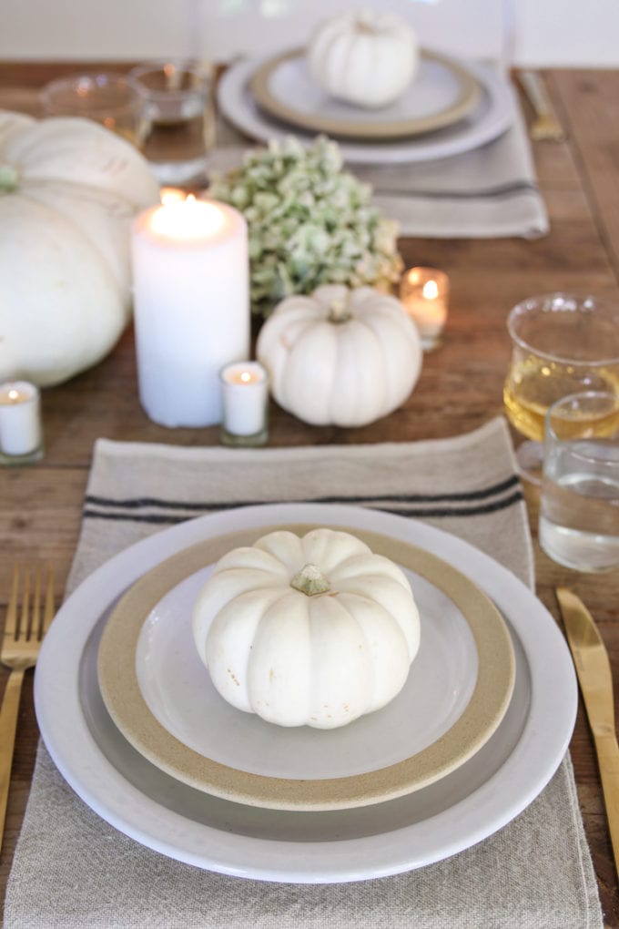 easy thanksgiving table decor