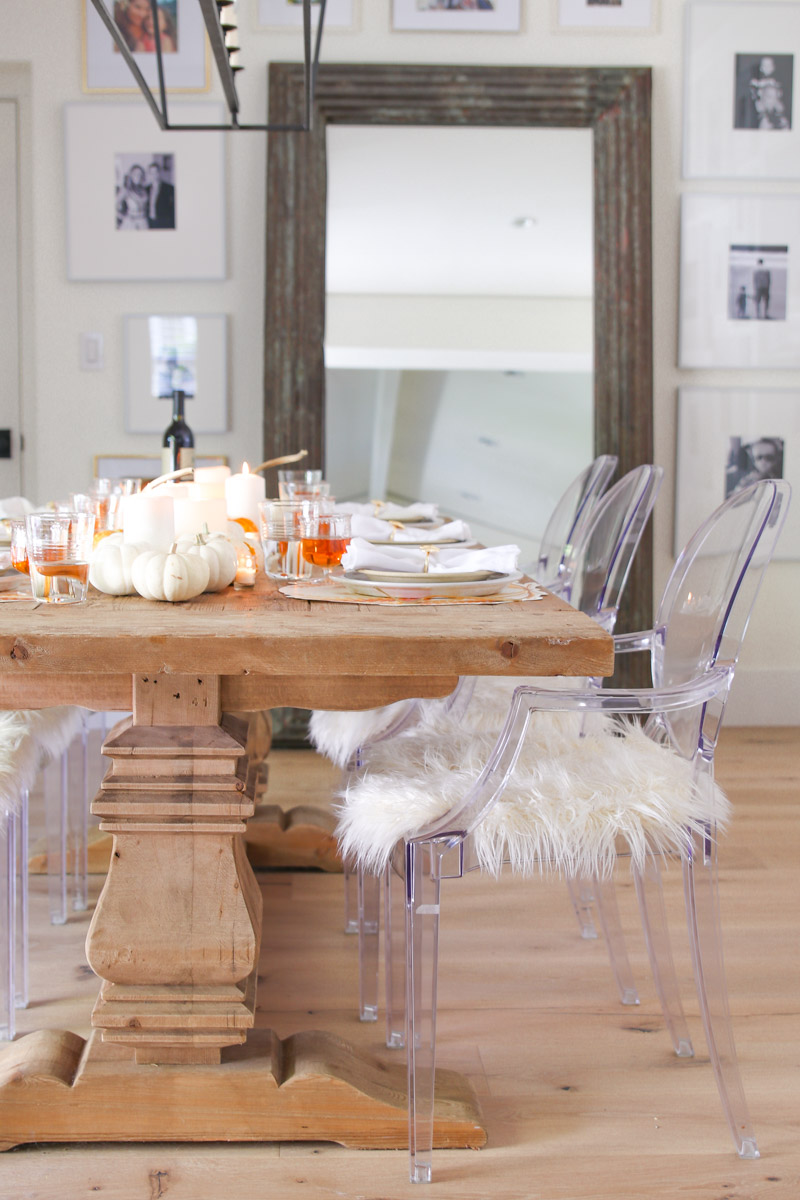 rustic farmhouse thanksgiving table