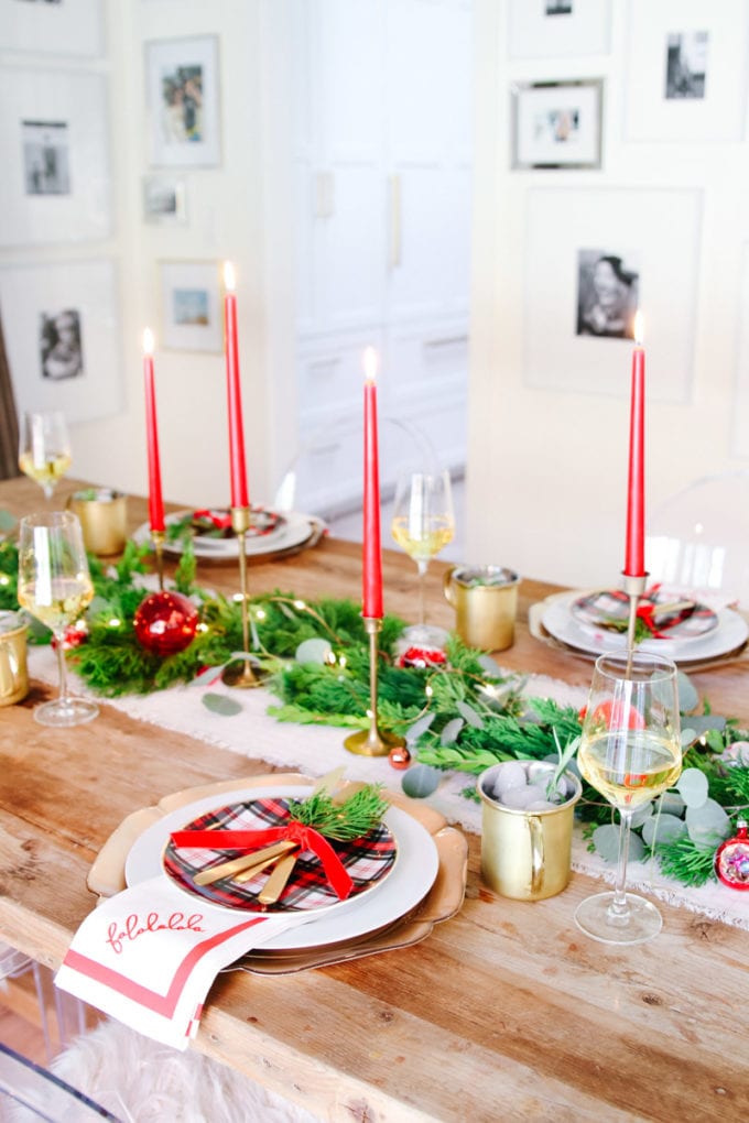 how to set a vintage modern holiday table