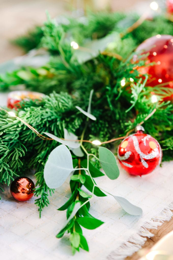 christmas table garland ideas