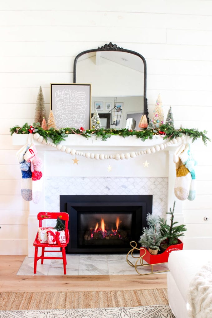 modern holiday mantel decor