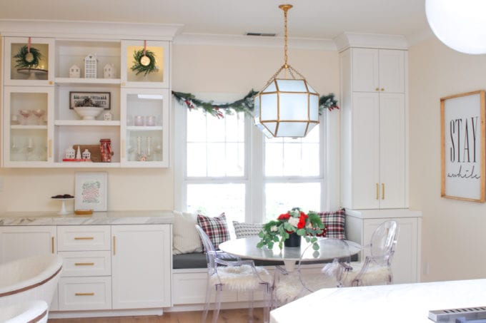 Farmhouse Christmas Kitchen Decor Ideas