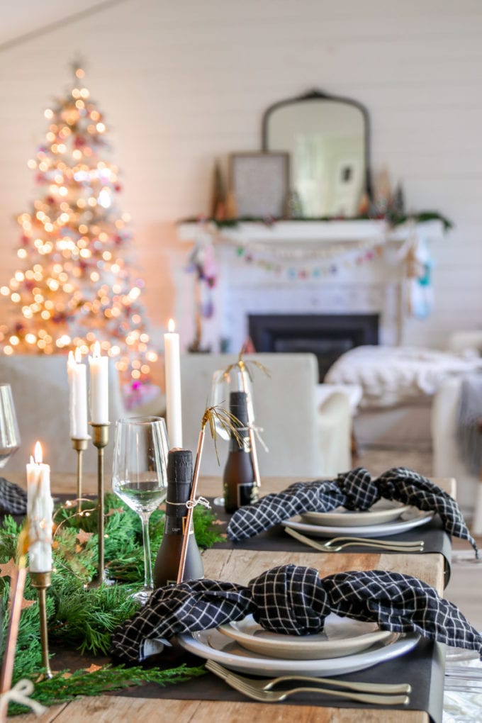 How to Set a Sparkling New Year's Eve Tablescape with Black and Gold Glam