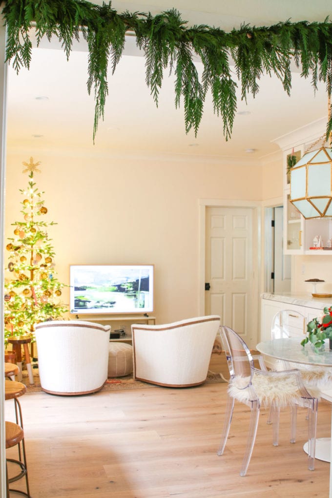 Simple holiday decorating ideas