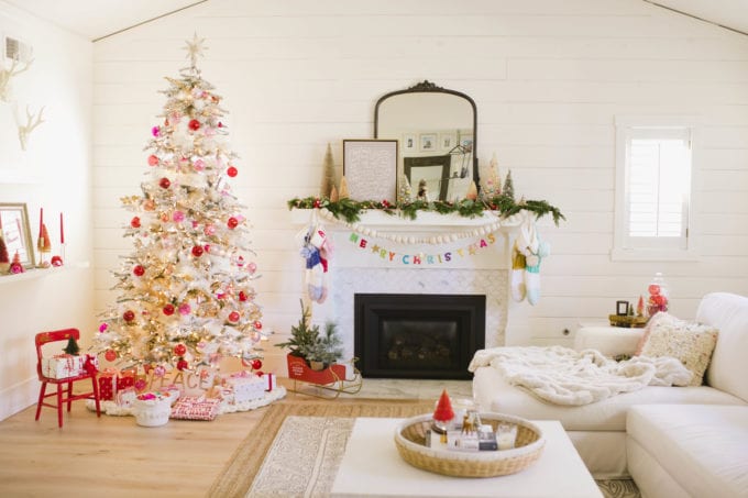 Vintage Christmas living room tour with decorating ideas — Emily Retro -  Vintage and DIY Home Design