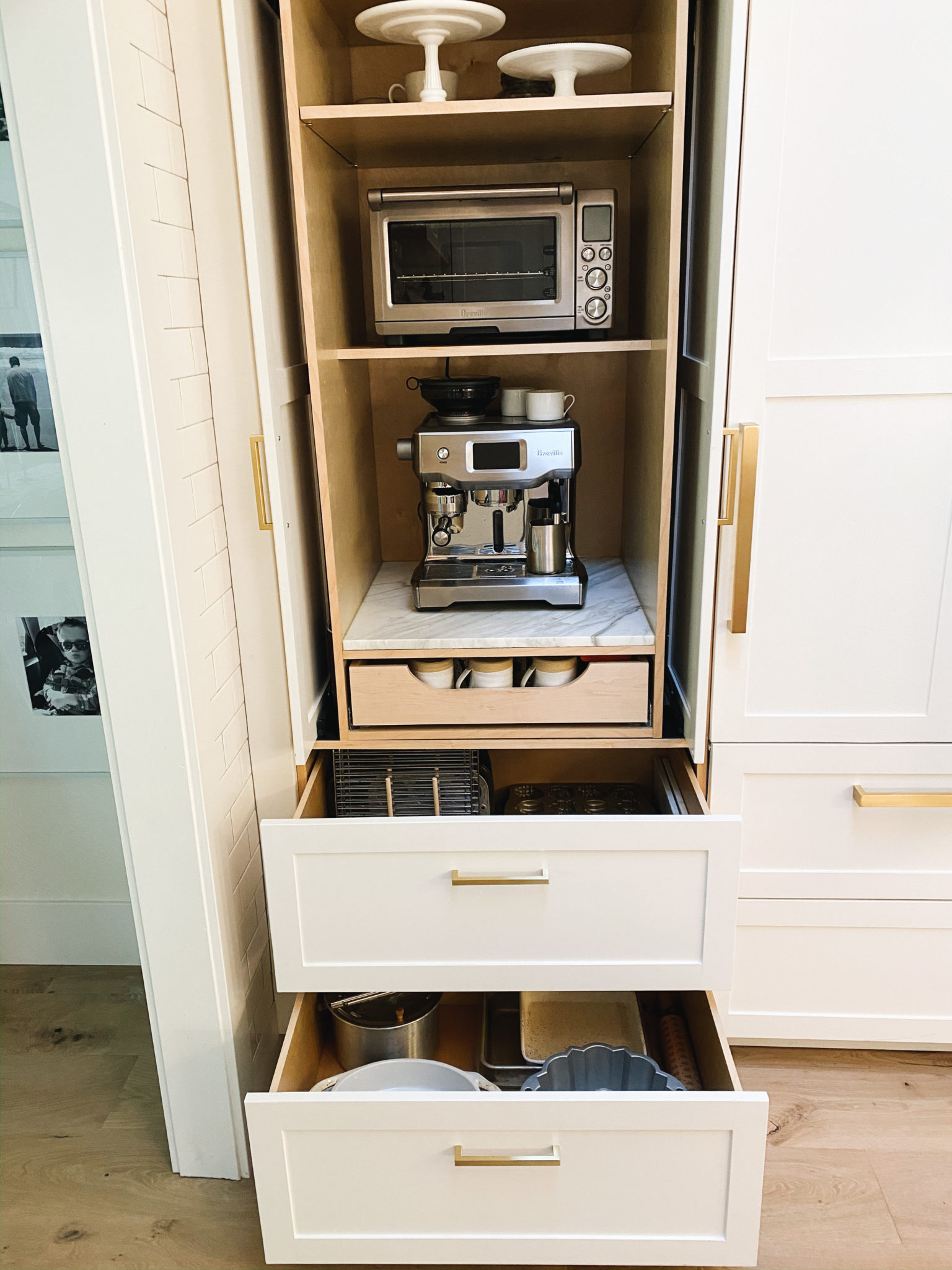 Kitchen Organization: Drawers Instead of Cabinets - BREPURPOSED