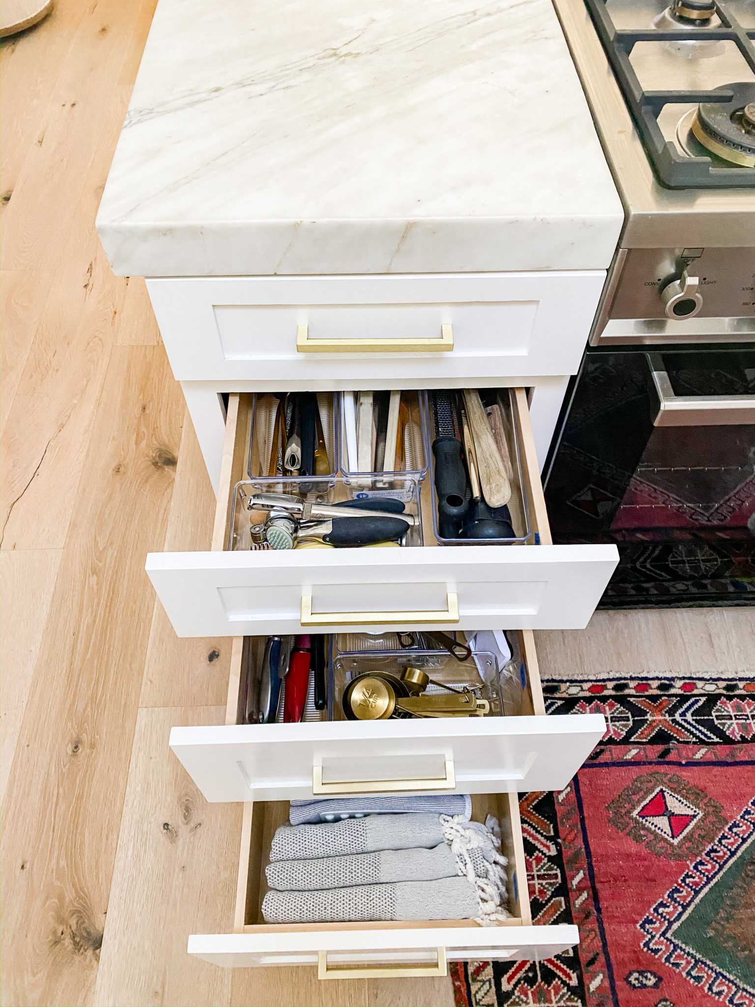 How To Easily Add Drawers To Kitchen Cabinets - Small Stuff Counts