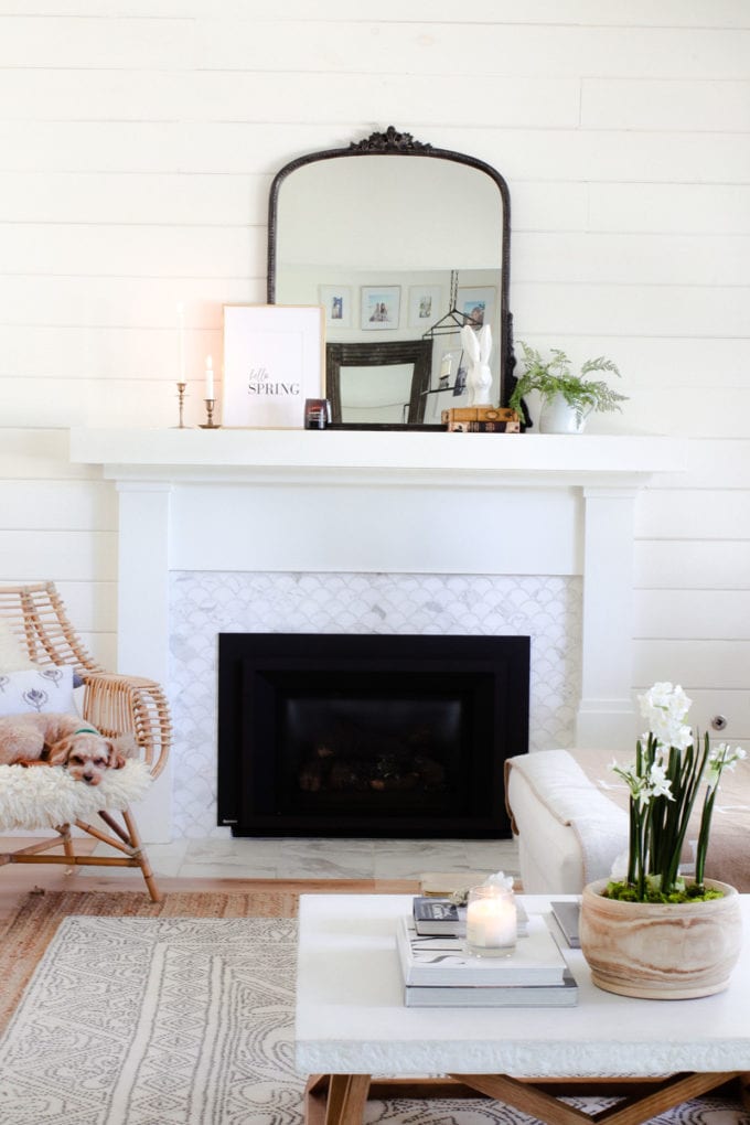 tips to decorate your mantel 