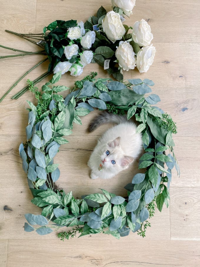 how to make a eucalyptus wreath