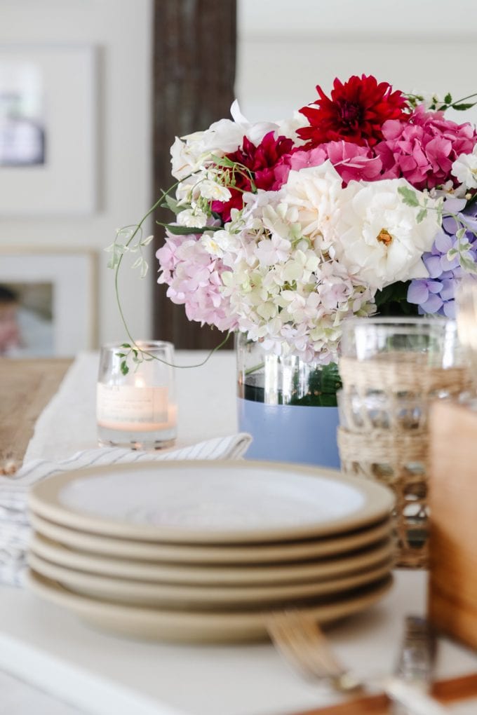 casual summer tablescape