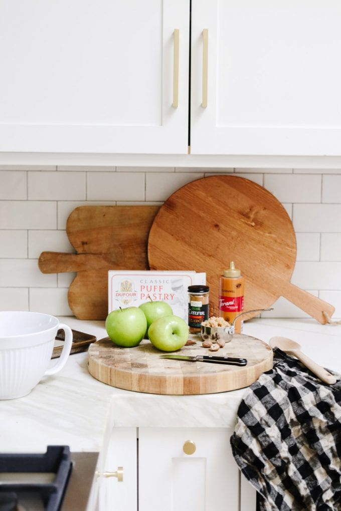 puff pastry apple tart ingredients