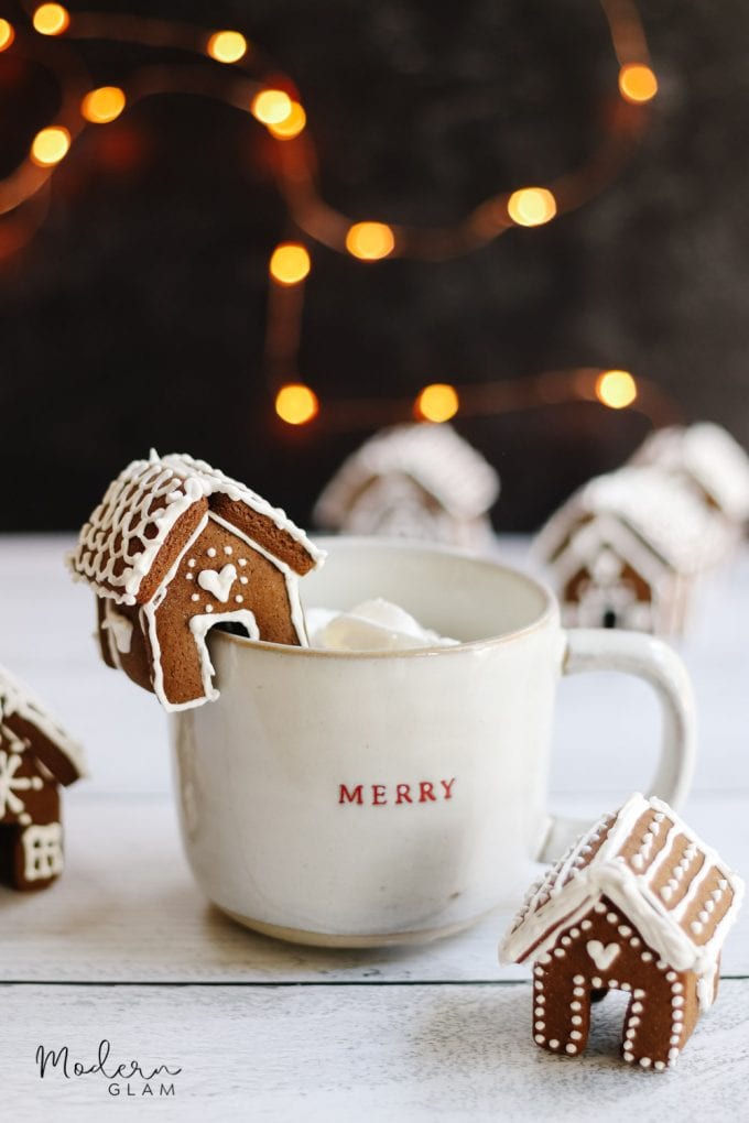 Mini Gingerbread House Mug Toppers - Modern Glam