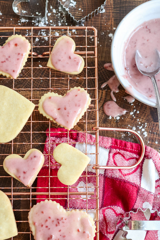 raspberry glazed cookies